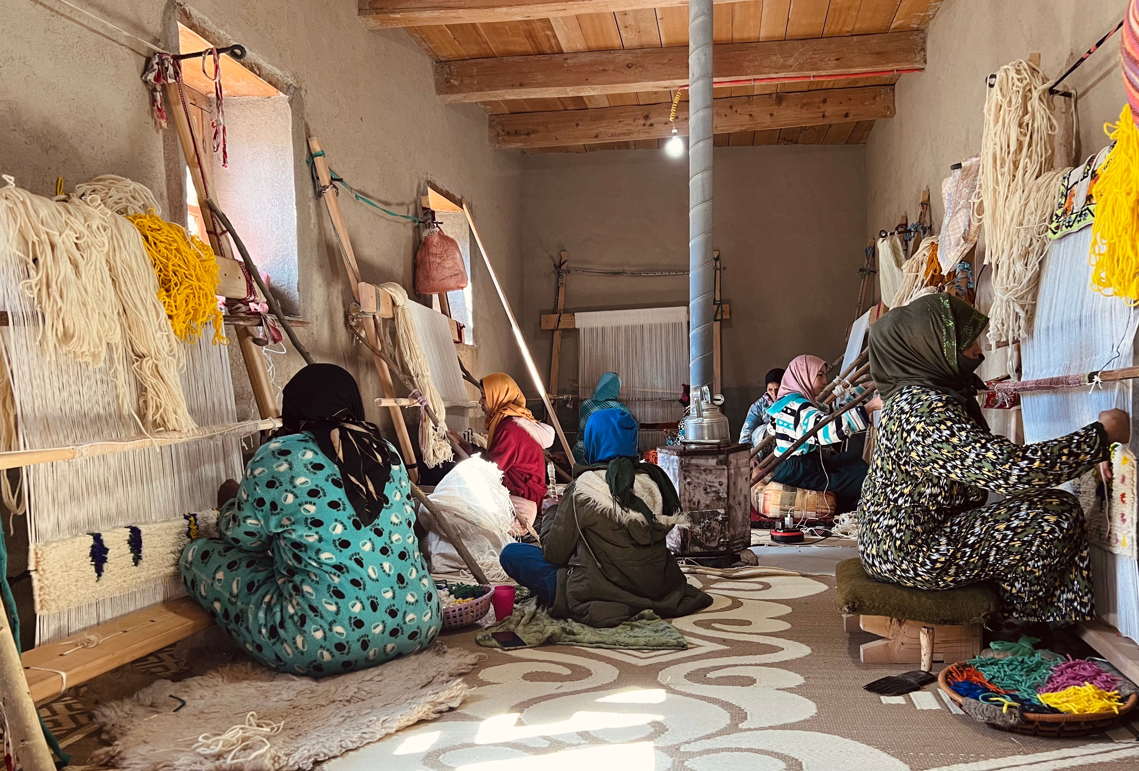 Des Fils et des Doigts : Initiation au Tissage Traditionnel
